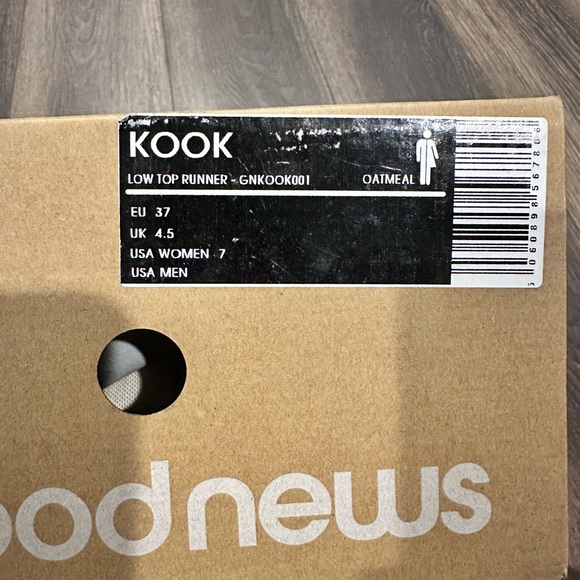 Good News Kook Sneakers Size 7 - Picture 7 of 7